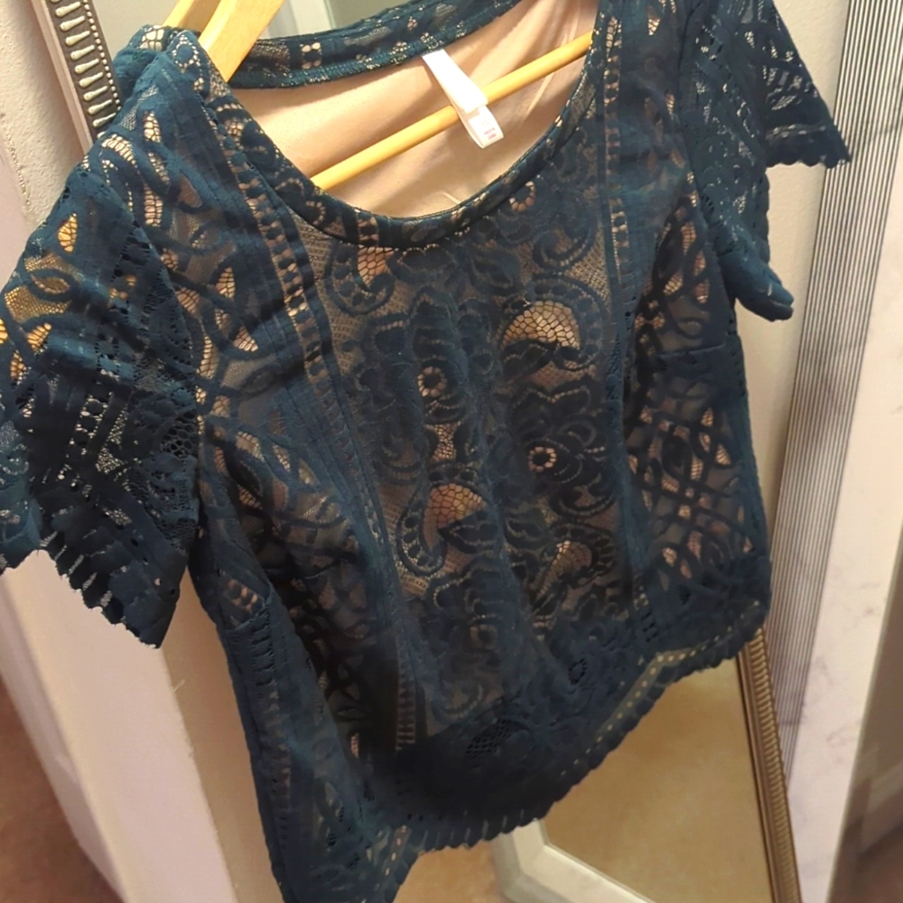 Emerald green/nude cami short sleeve croptop